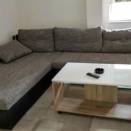 Apartament In With Wifi *